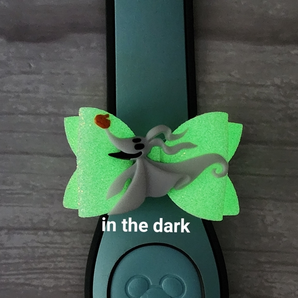 Nightmare Before Christmas Zero Glow in the Dark Band Bow - Picture 3 of 4